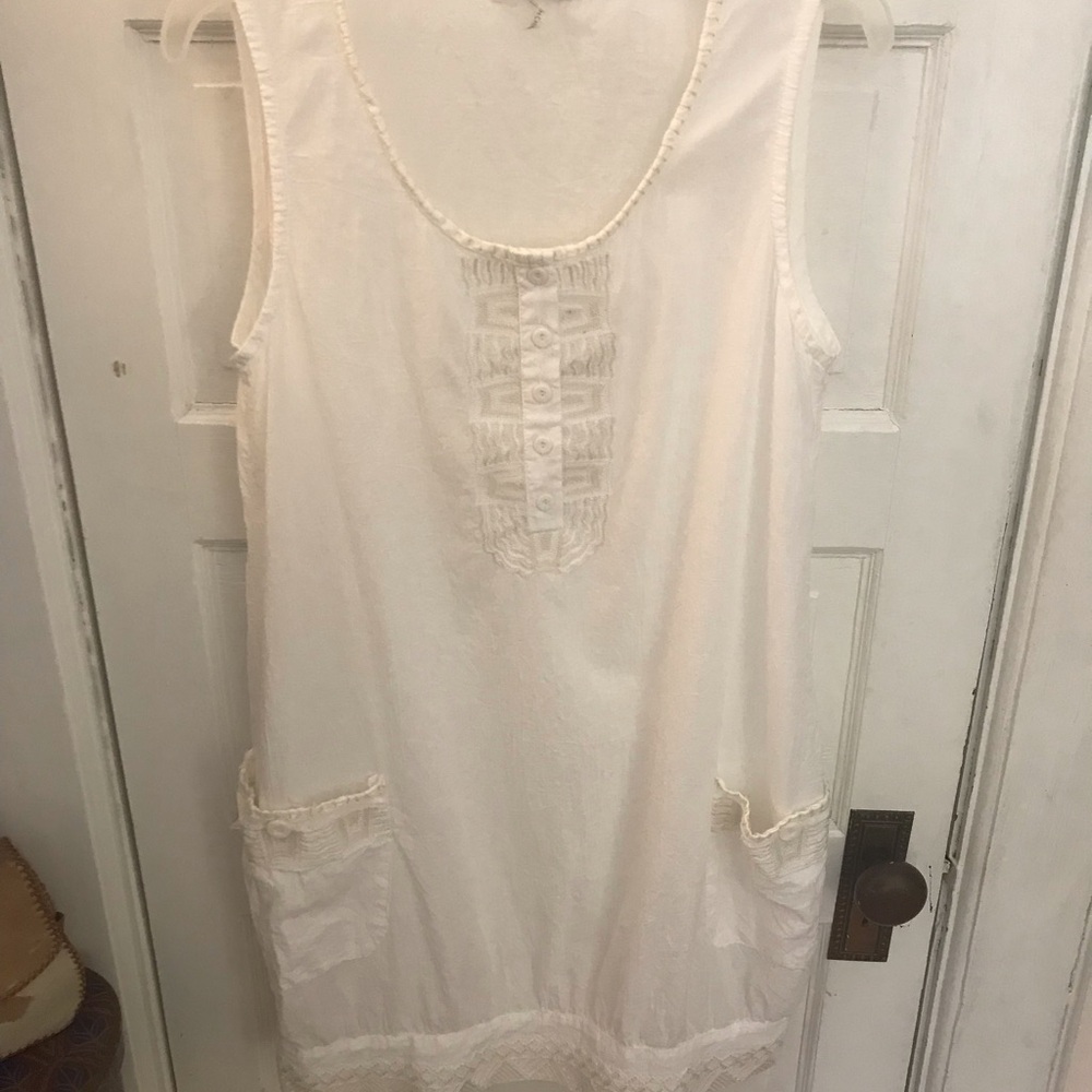 Mororero cotton embroidered dress